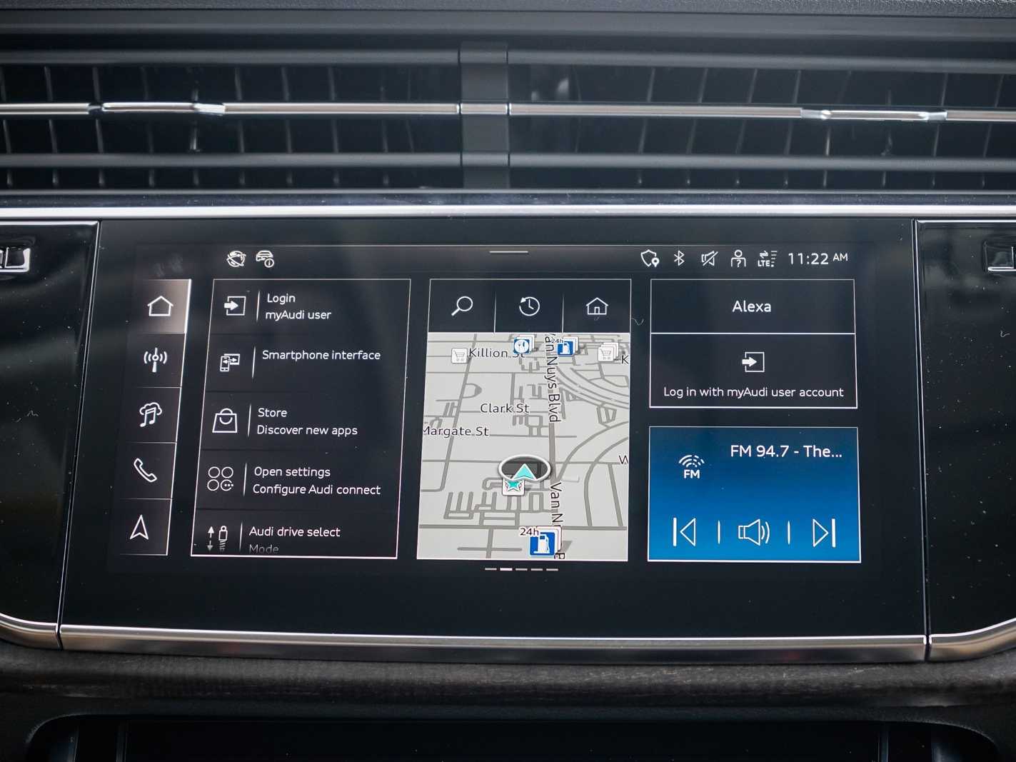 Thumbnail: 2026 Audi Q7 - 14