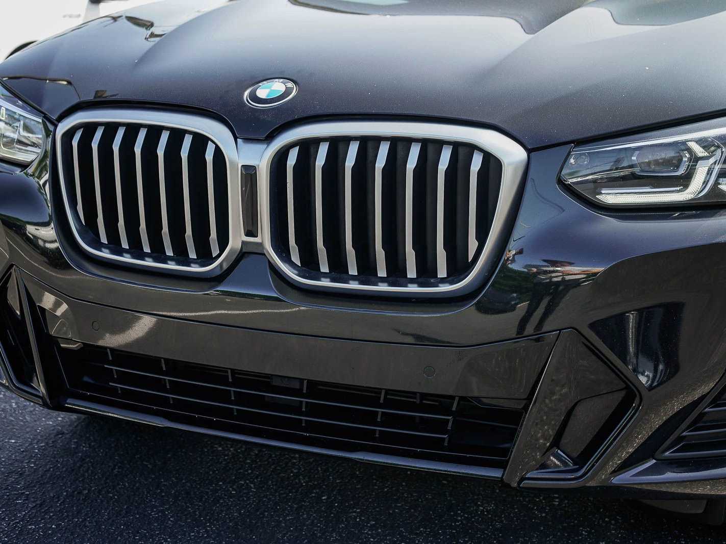 Thumbnail: 2022 BMW X3 - 8