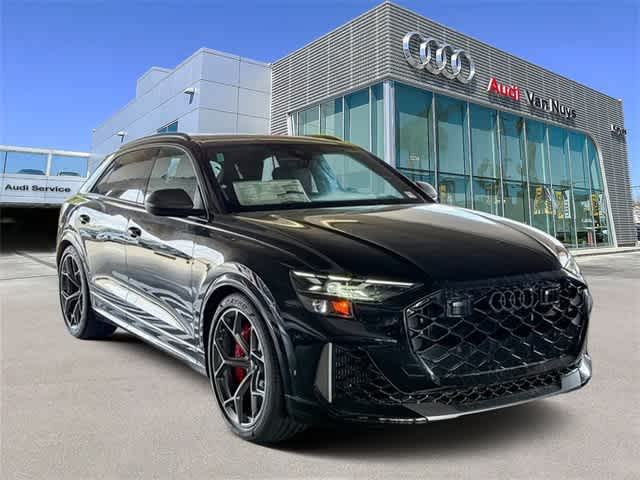 Thumbnail: 2025 Audi RS Q8 - 3