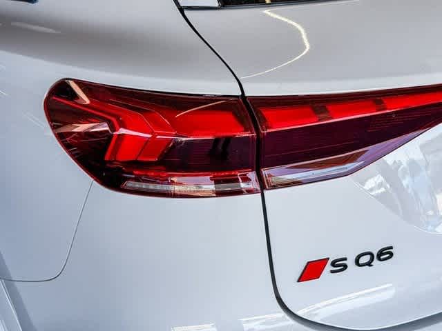 Thumbnail: 2025 Audi SQ6 e-tron - 7