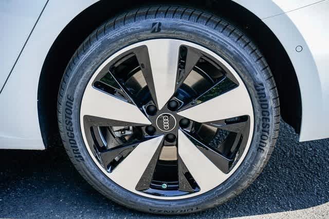 Thumbnail: 2025 Audi A5 - 10