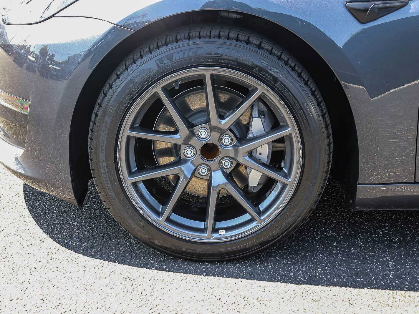 Thumbnail: 2023 Tesla Model 3 - 9