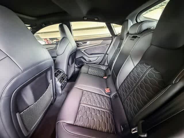 Thumbnail: 2025 Audi RS 7 - 18