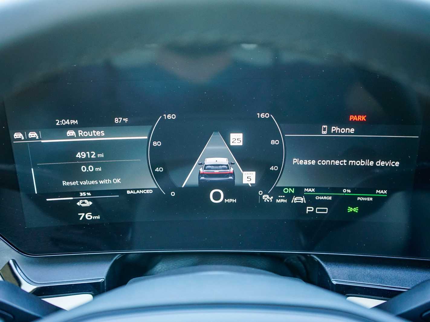 Thumbnail: 2025 Audi Q6 e-tron - 24