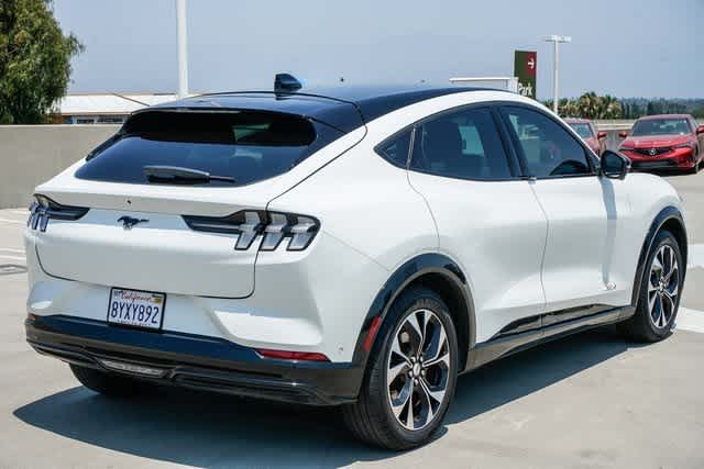 2021 Ford Mustang Mach-E Premium photo 4