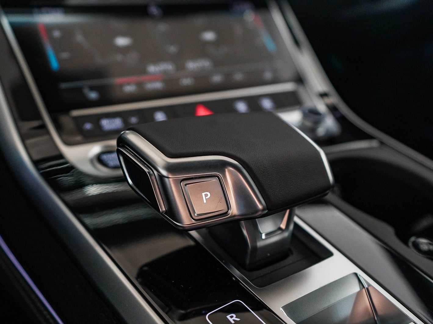 Thumbnail: 2026 Audi Q7 - 23