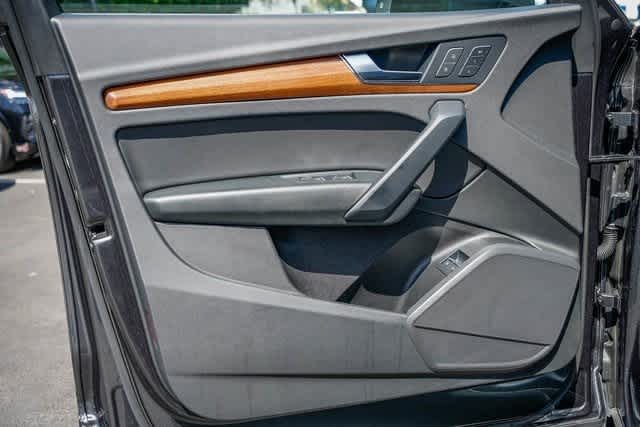 Thumbnail: 2022 Audi Q5 - 19