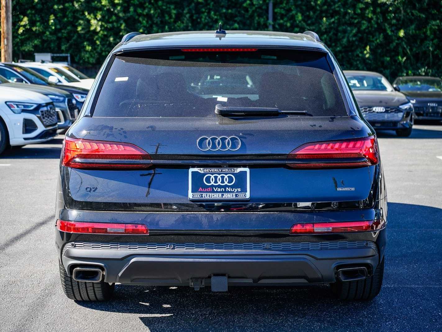 Thumbnail: 2026 Audi Q7 - 3