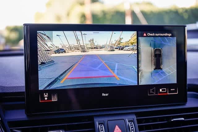 Thumbnail: 2022 Audi Q5 - 24