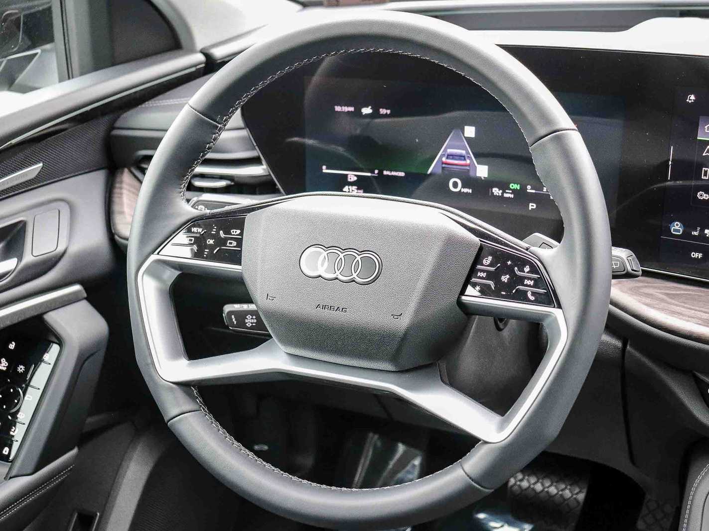 Thumbnail: 2025 Audi Q5 - 16