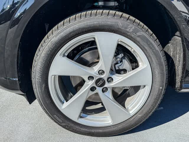 Thumbnail: 2025 Audi Q5 - 9