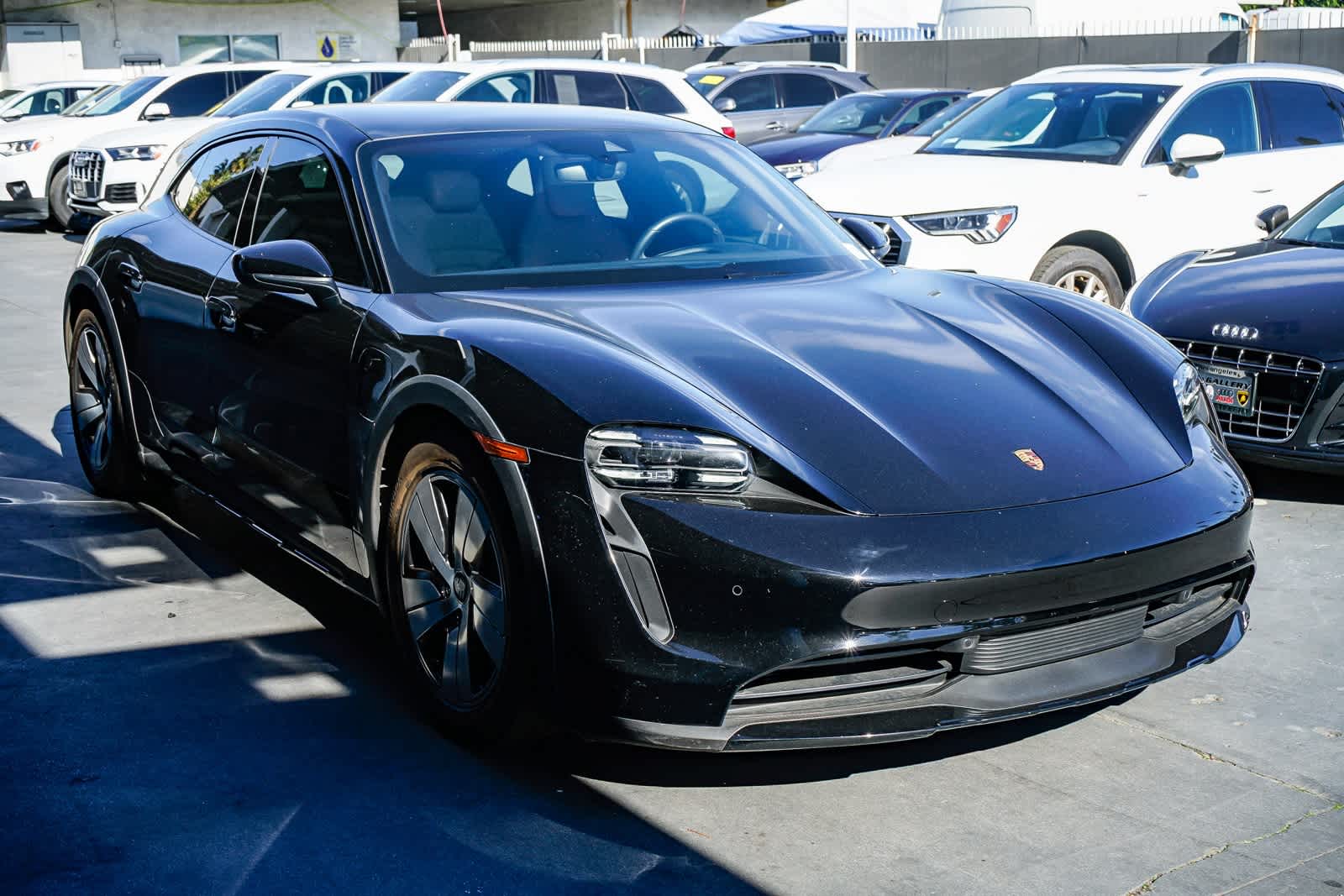 Thumbnail: 2023 Porsche Taycan - 5