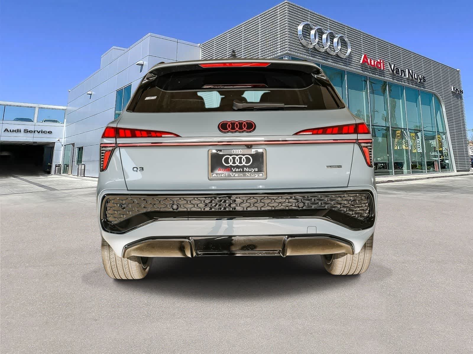 Thumbnail: 2026 Audi Q3 - 5