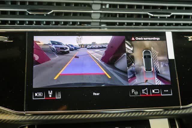 Thumbnail: 2025 Audi RS Q8 - 22