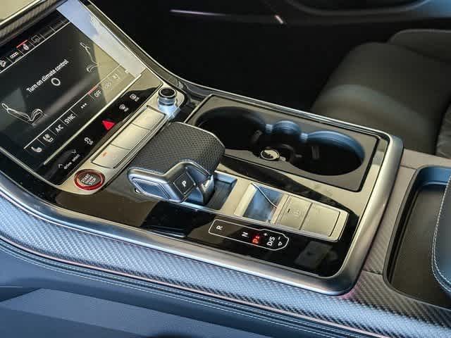 Thumbnail: 2026 Audi SQ8 - 20