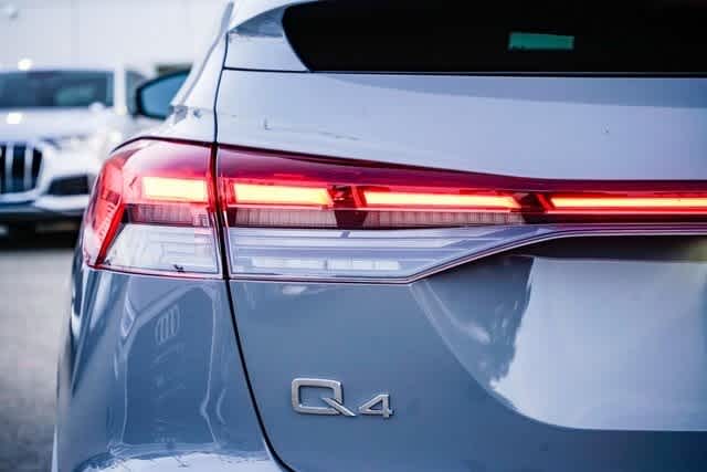 2024 Audi Q4 e-tron Sportback Premium Plus 9