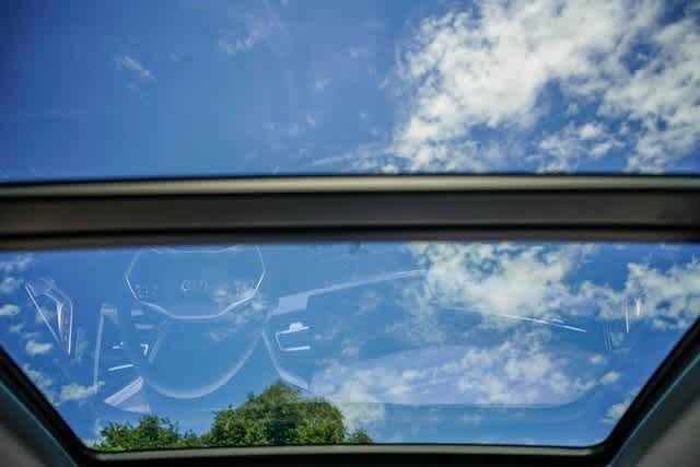 Thumbnail: 2026 Audi Q4 e-tron - 11