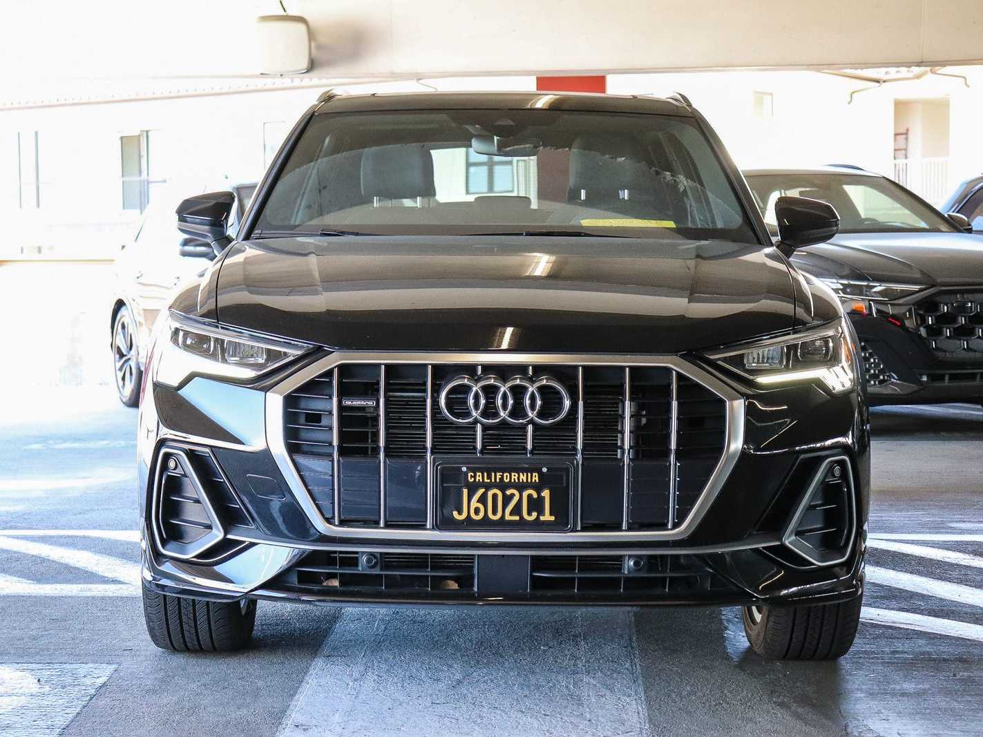 Thumbnail: 2023 Audi Q3 - 6