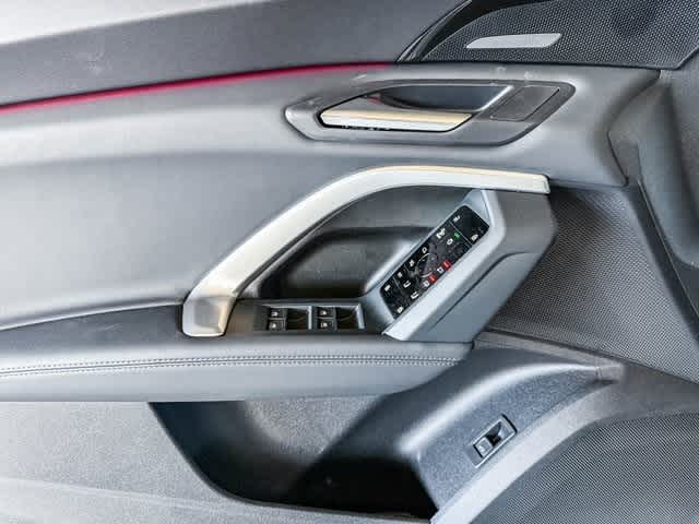 Thumbnail: 2025 Audi Q5 - 22