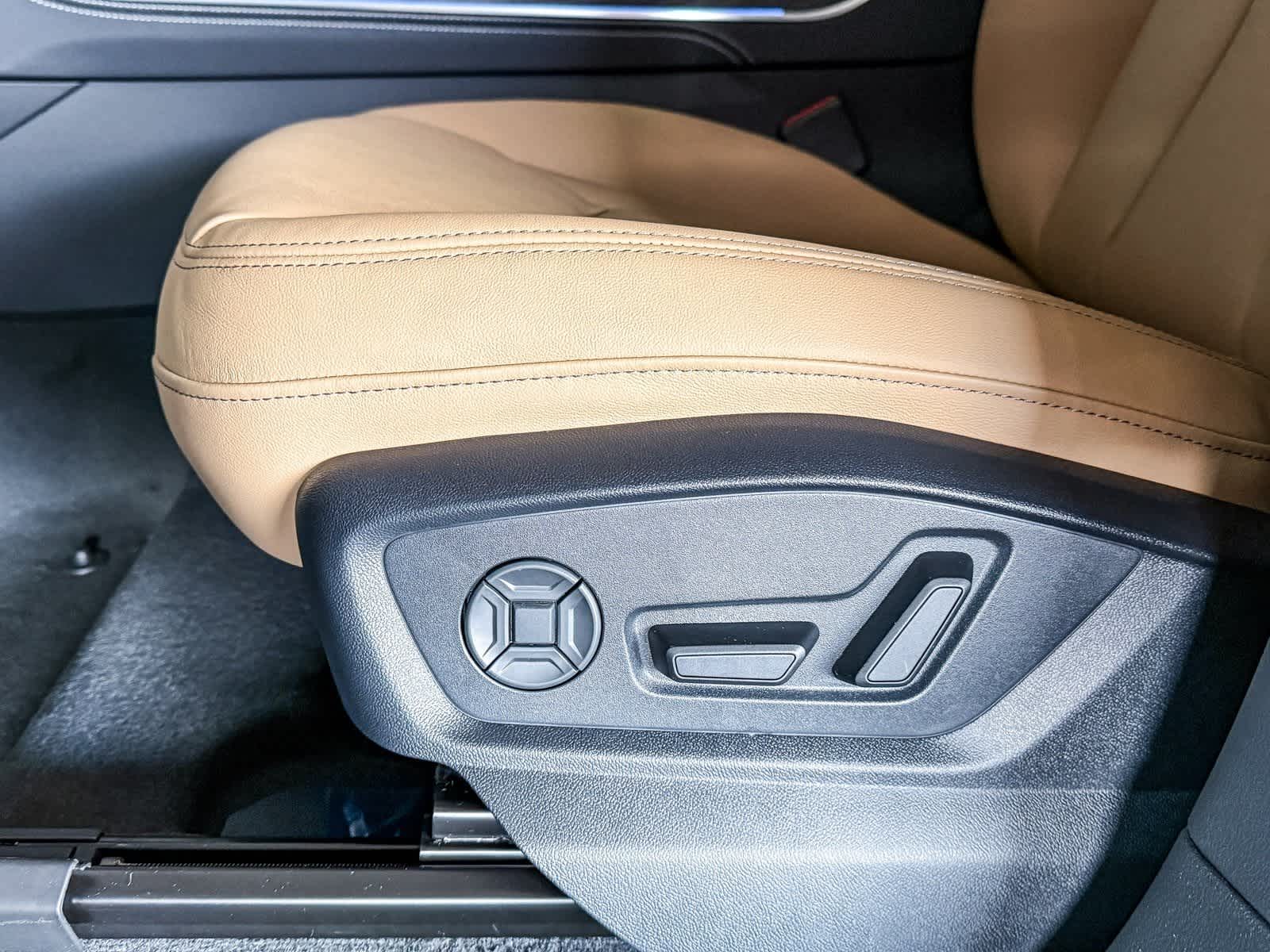 Thumbnail: 2026 Audi Q7 - 20