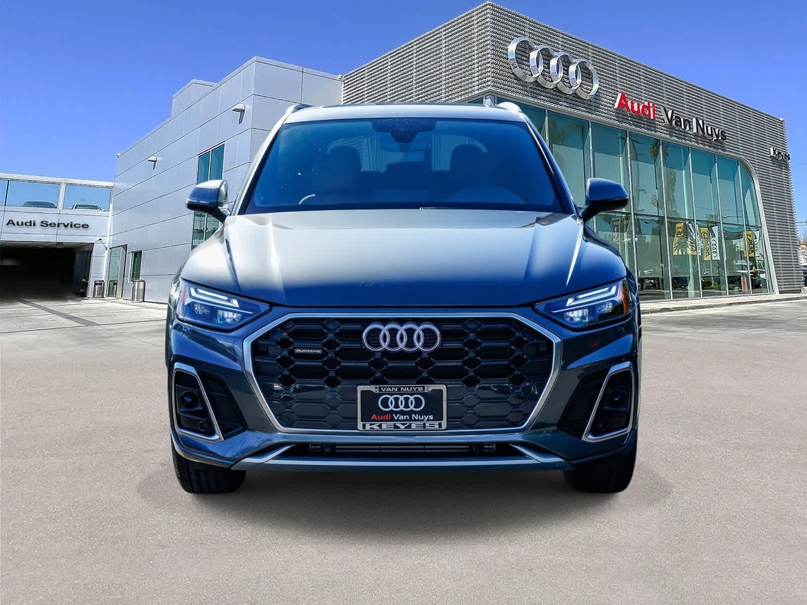Thumbnail: 2023 Audi Q5 - 6