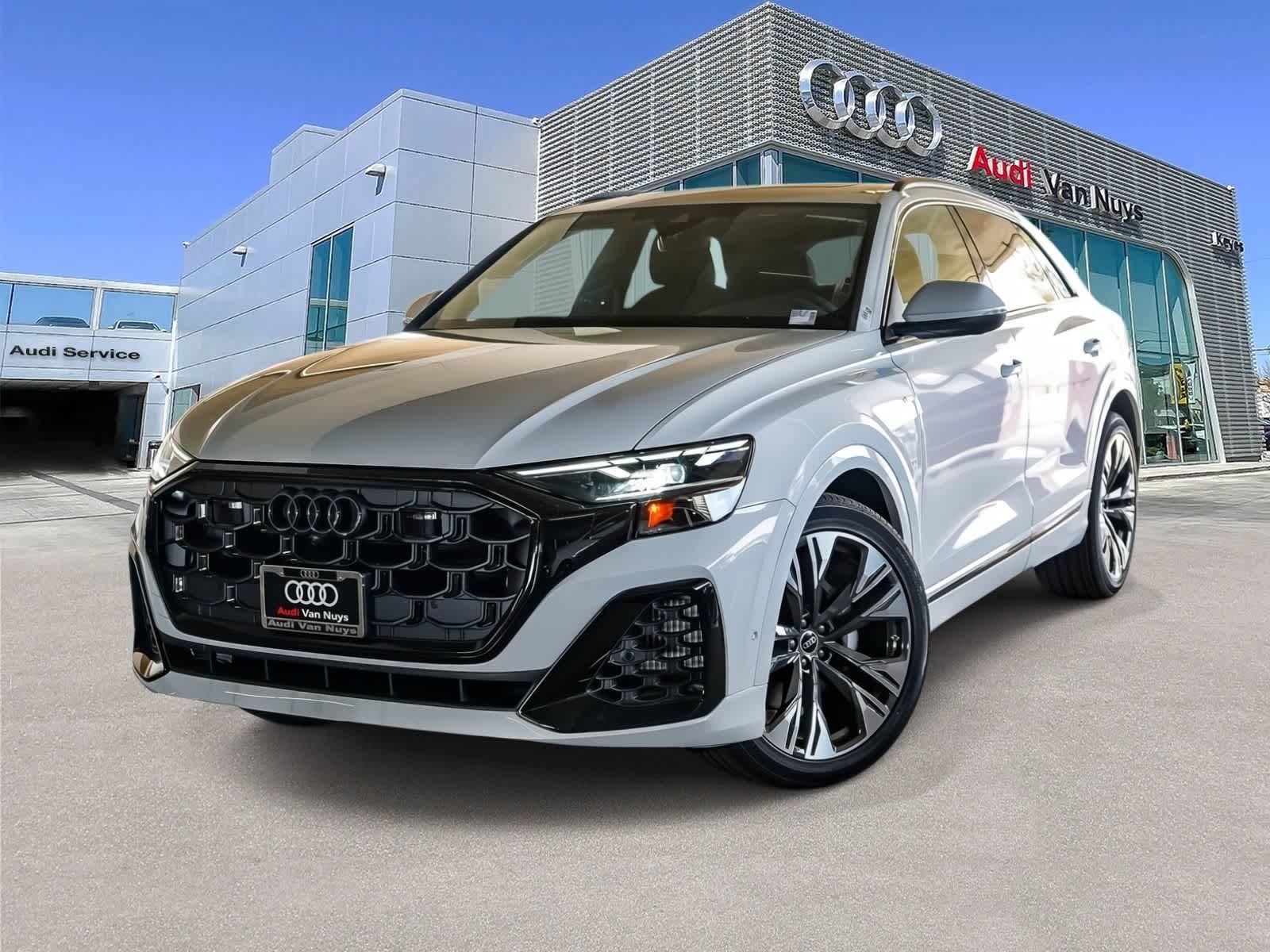 Thumbnail: 2026 Audi Q8 - 1