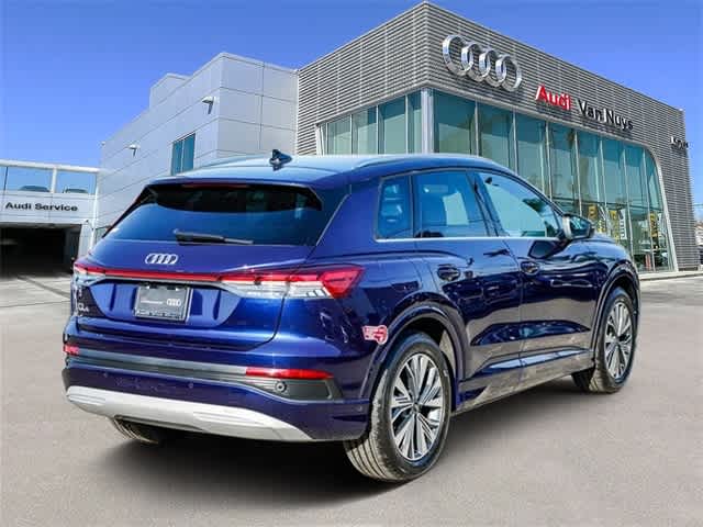 Thumbnail: 2023 Audi Q4 e-tron - 4