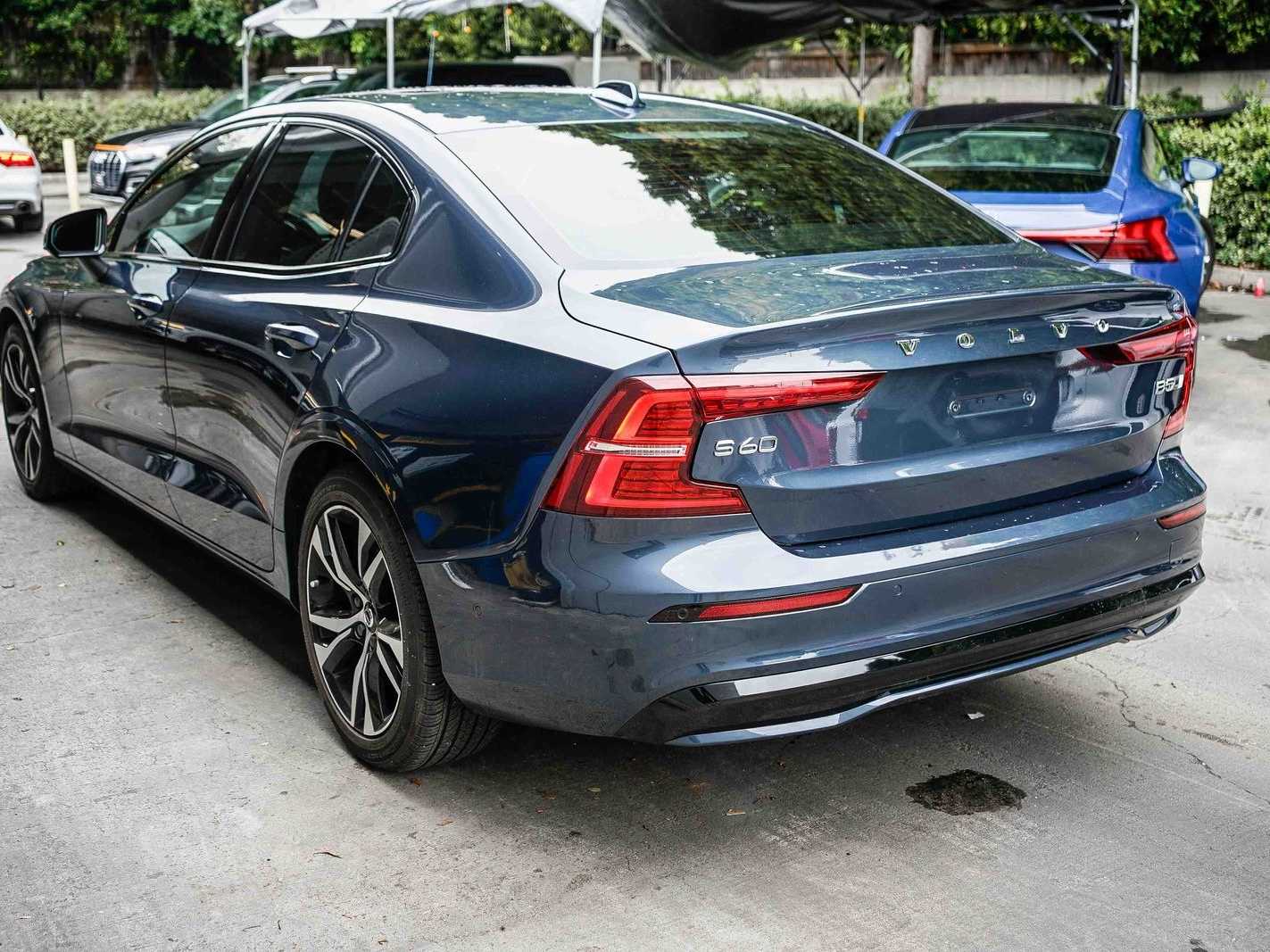 Thumbnail: 2023 Volvo S60 - 2