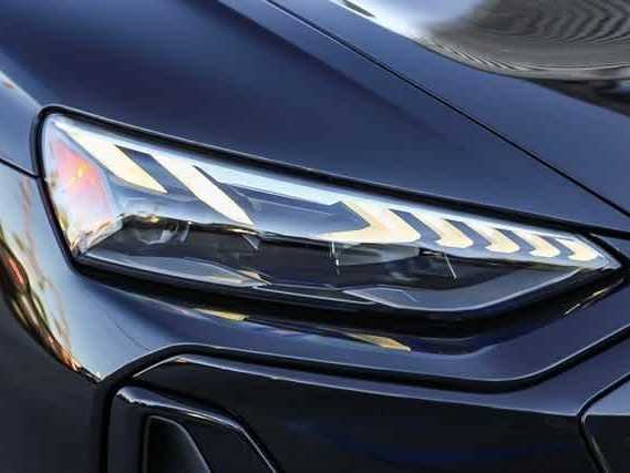 Thumbnail: 2026 Audi e-tron GT - 5