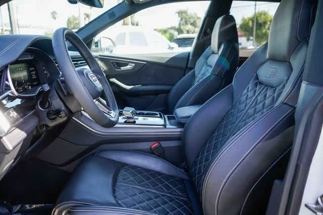 Thumbnail: 2024 Audi SQ8 - 17