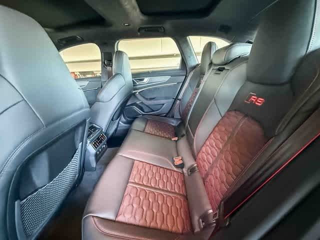 Thumbnail: 2026 Audi RS 6 - 18