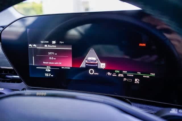 Thumbnail: 2025 Audi Q6 e-tron - 24