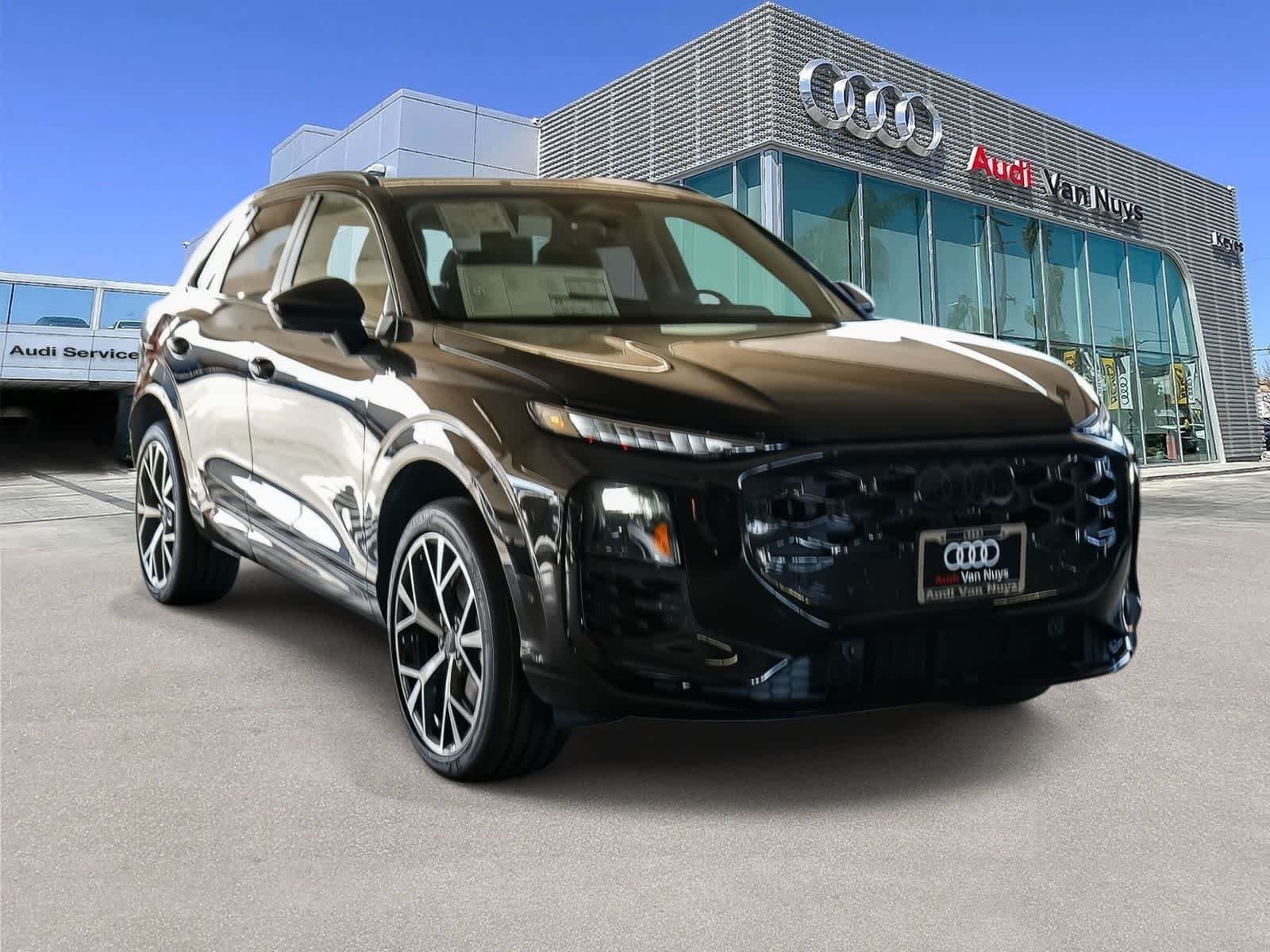 Thumbnail: 2026 Audi Q3 - 3