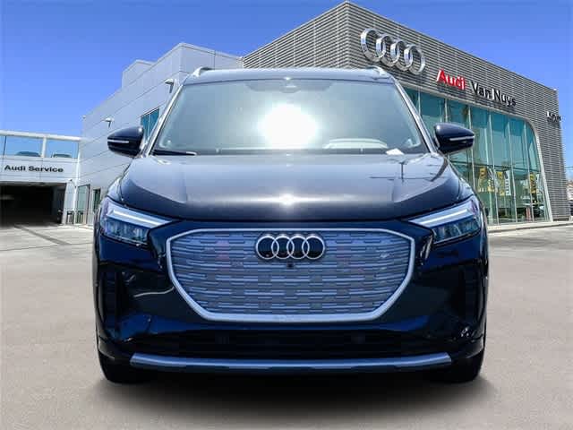 Thumbnail: 2023 Audi Q4 e-tron - 6