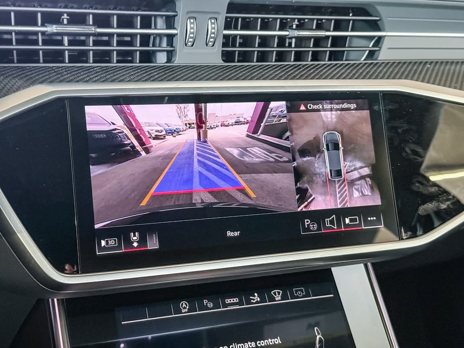 Thumbnail: 2025 Audi RS 7 - 25