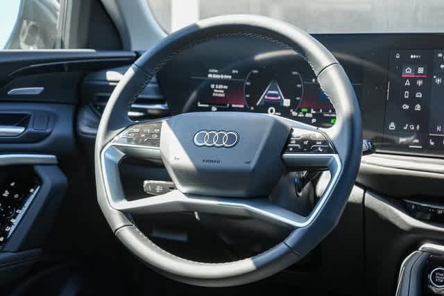 Thumbnail: 2025 Audi Q5 - 18