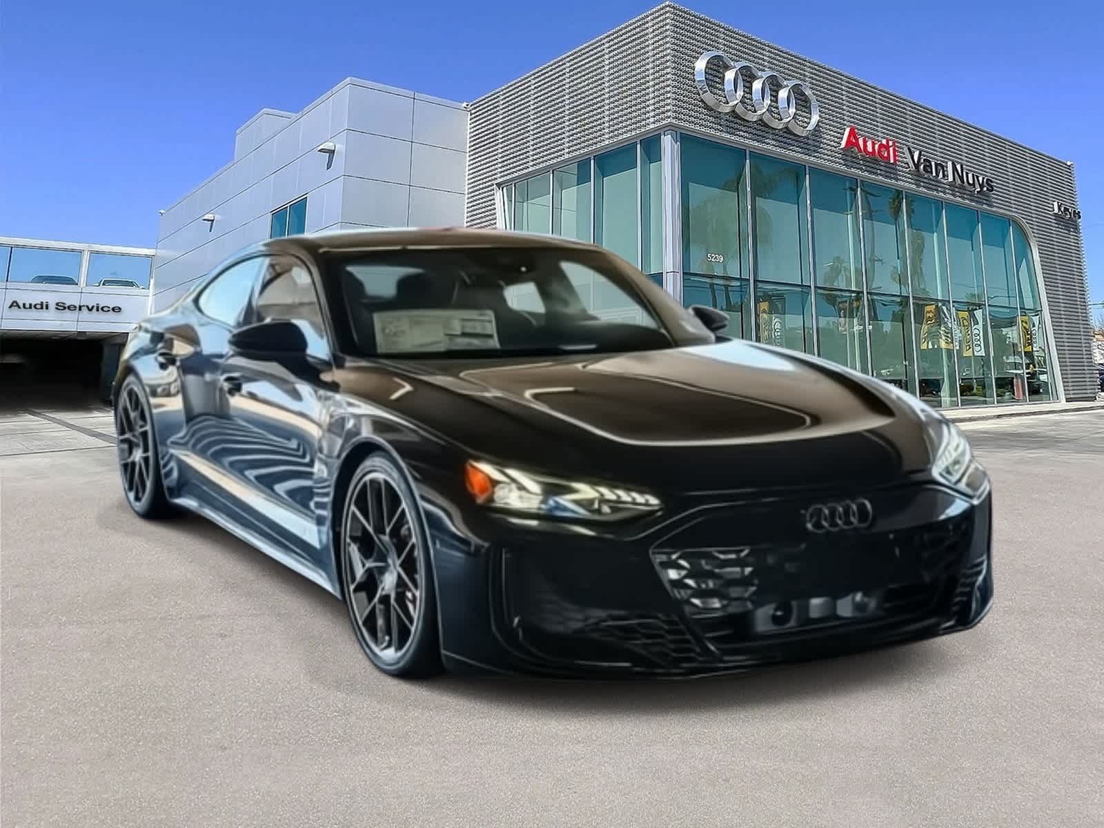 Thumbnail: 2026 Audi RS e-tron GT - 3