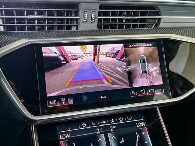 Thumbnail: 2025 Audi RS 7 - 25