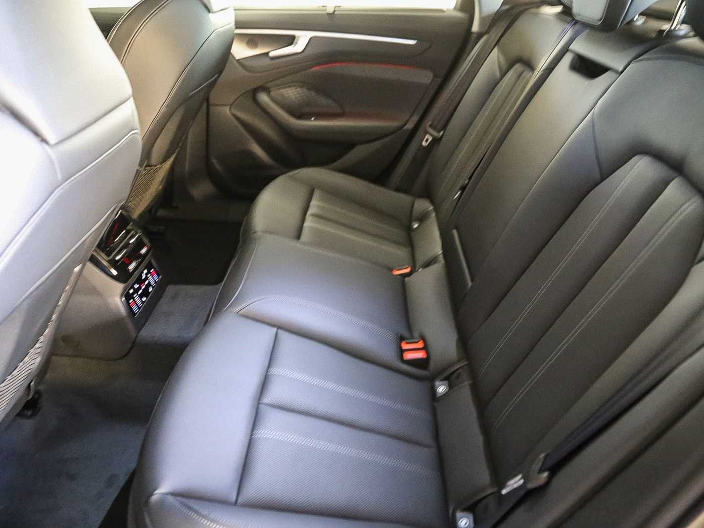 Thumbnail: 2026 Audi A6 - 18