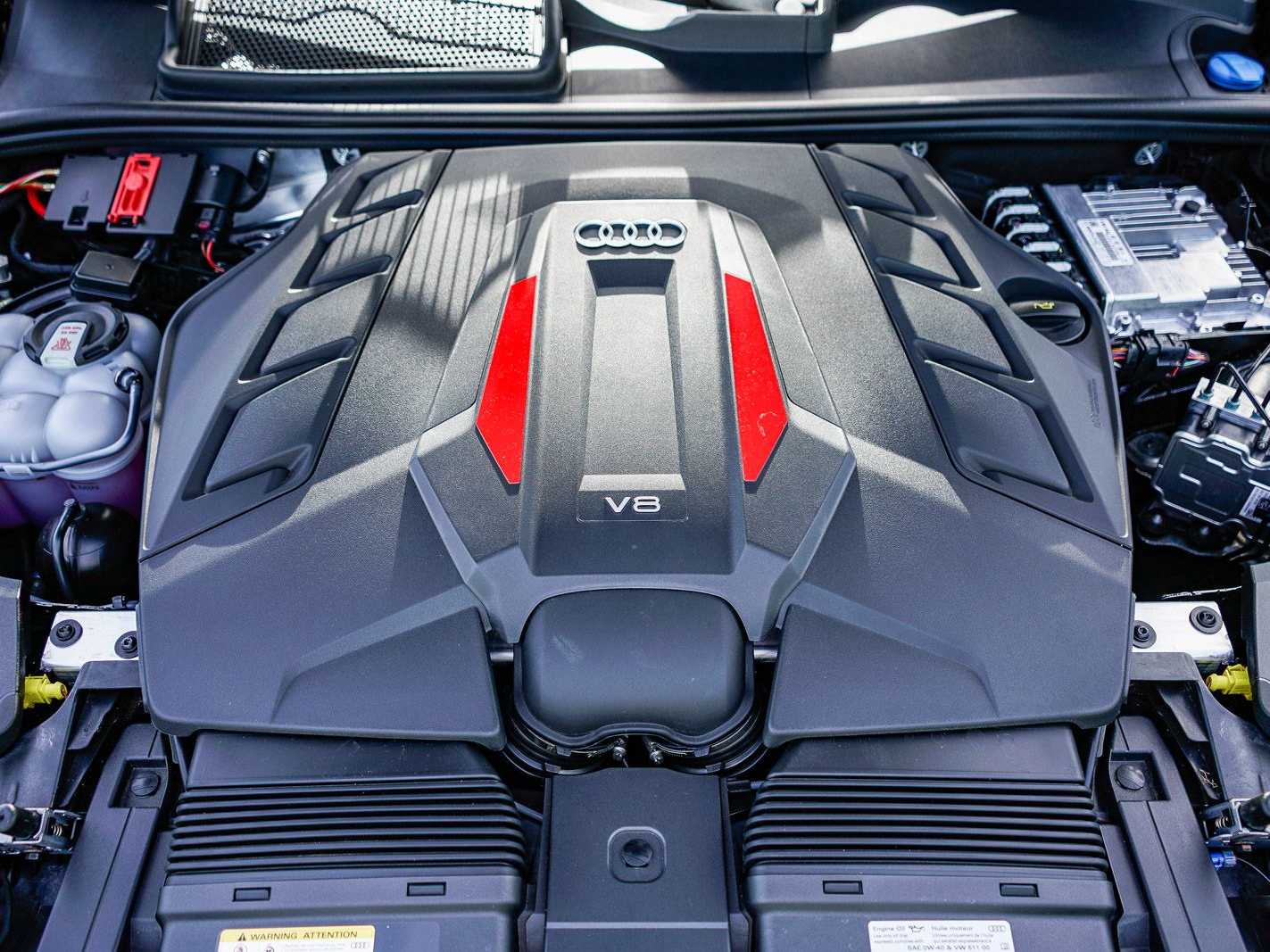 Thumbnail: 2026 Audi SQ8 - 27