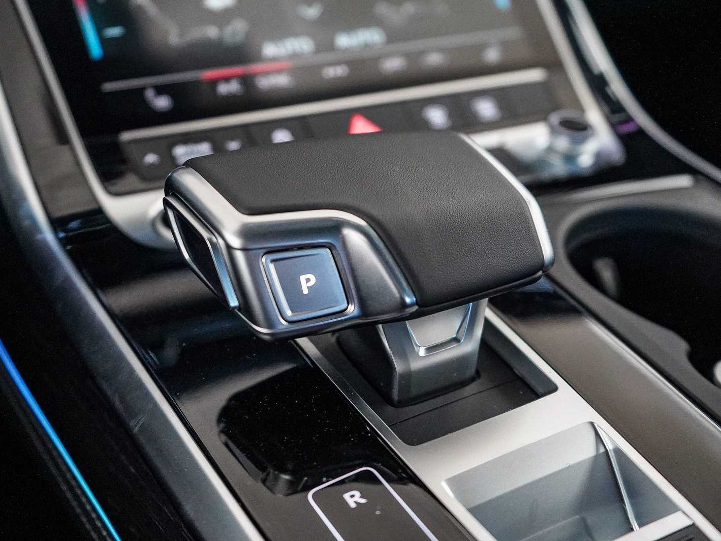 Thumbnail: 2026 Audi Q7 - 24