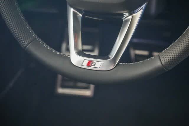 Thumbnail: 2025 Audi SQ7 - 24