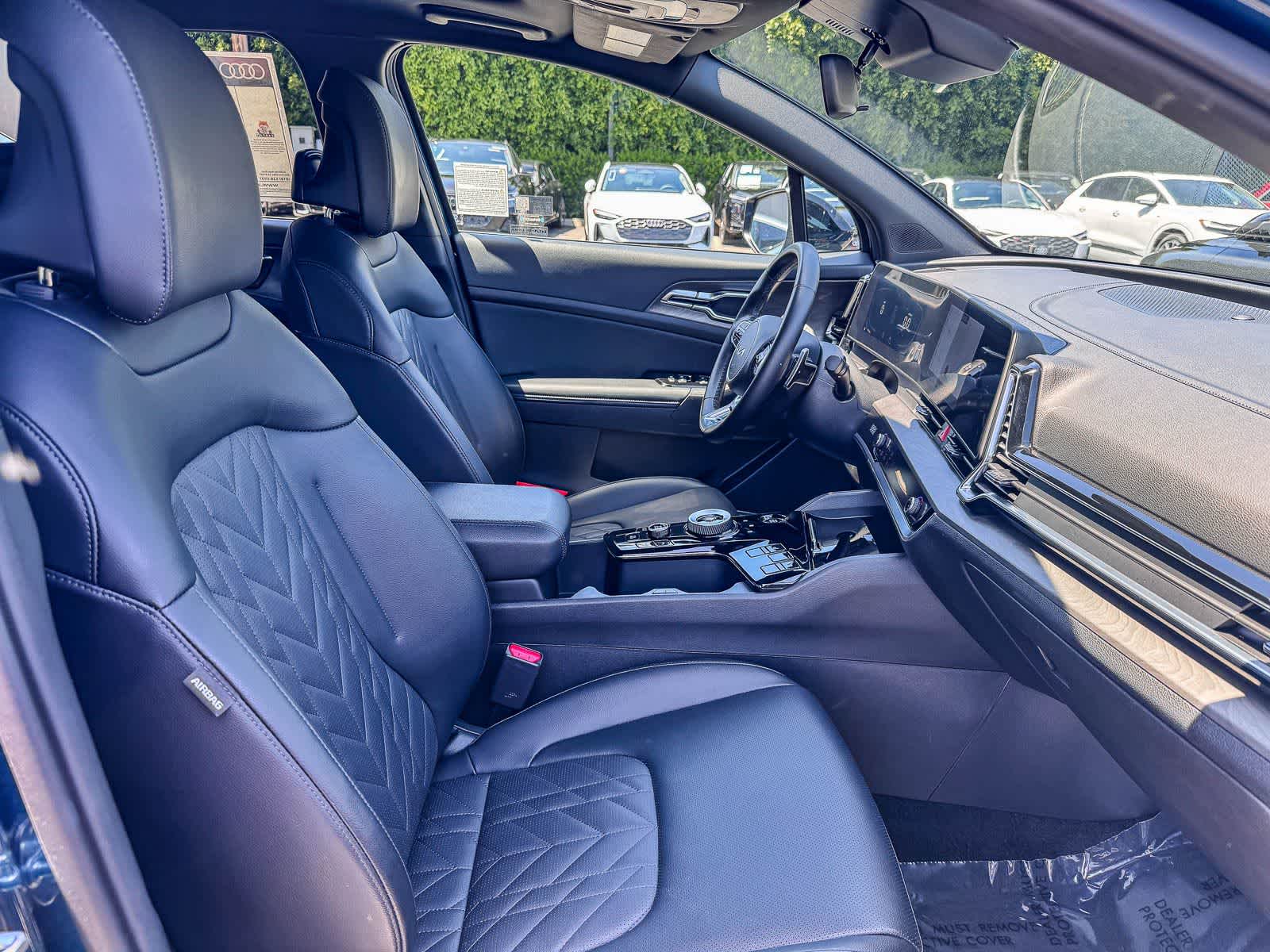 Thumbnail: 2023 Kia Sportage - 17