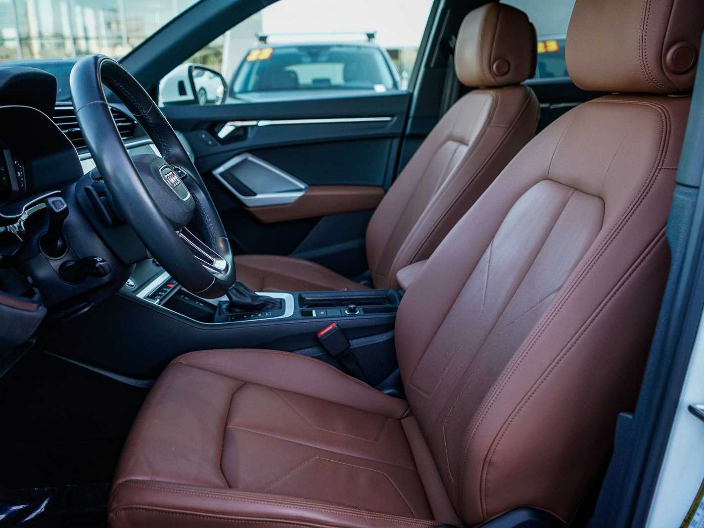 Thumbnail: 2023 Audi Q3 - 17