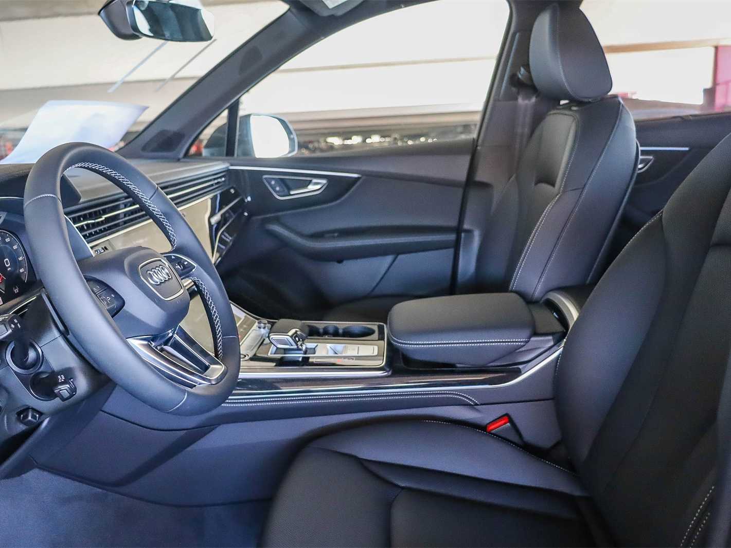 Thumbnail: 2026 Audi Q7 - 19