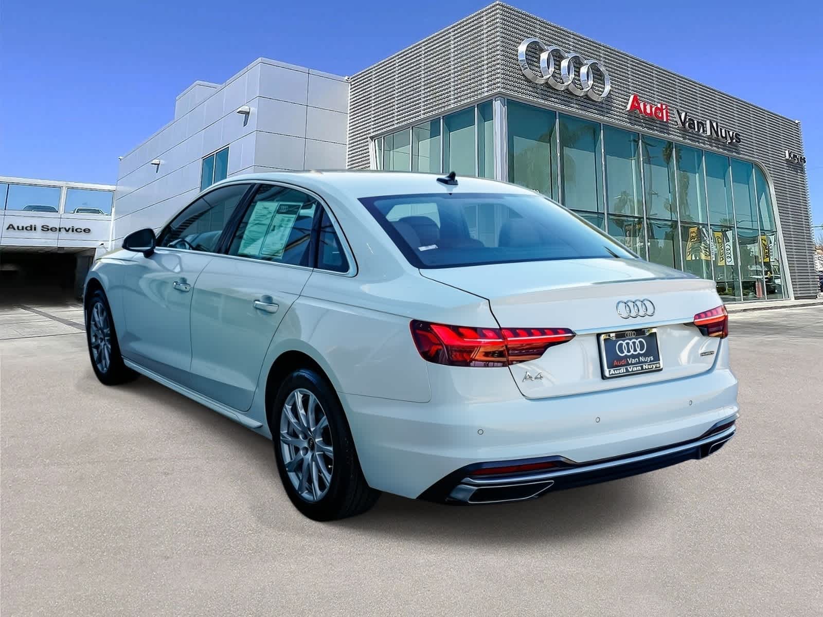 Thumbnail: 2022 Audi A4 - 2