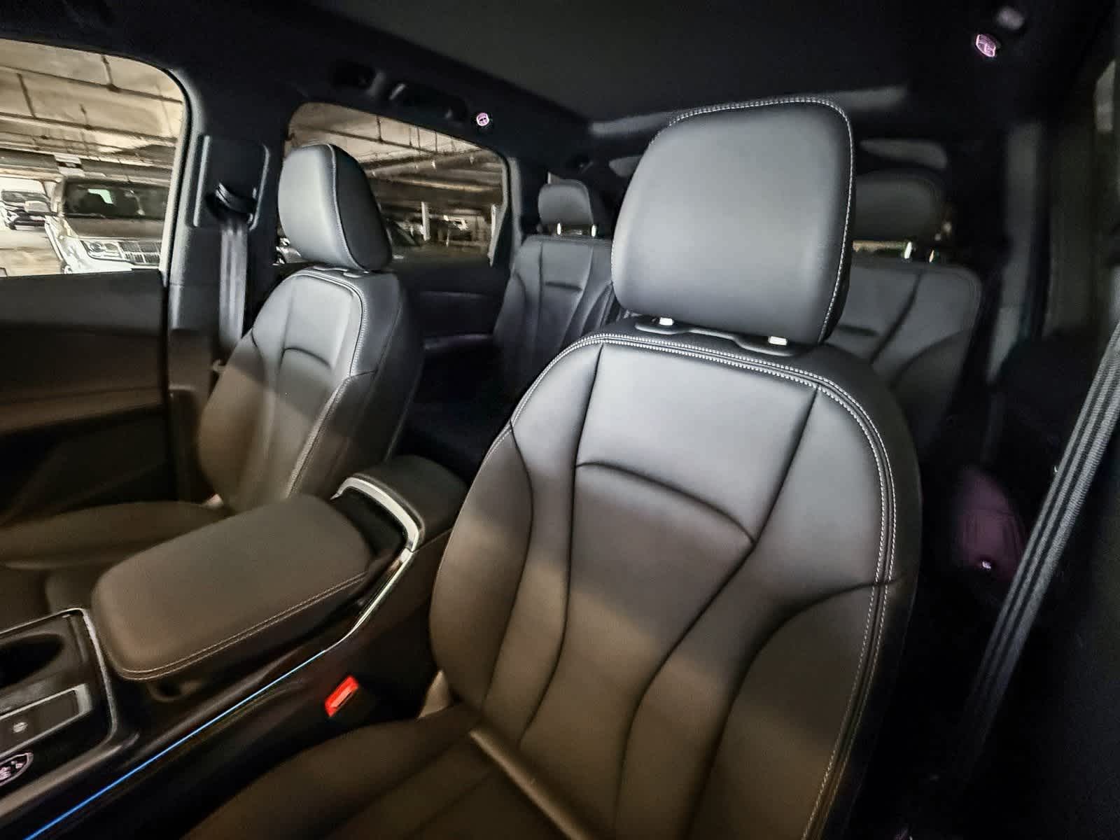 Thumbnail: 2026 Audi Q7 - 26