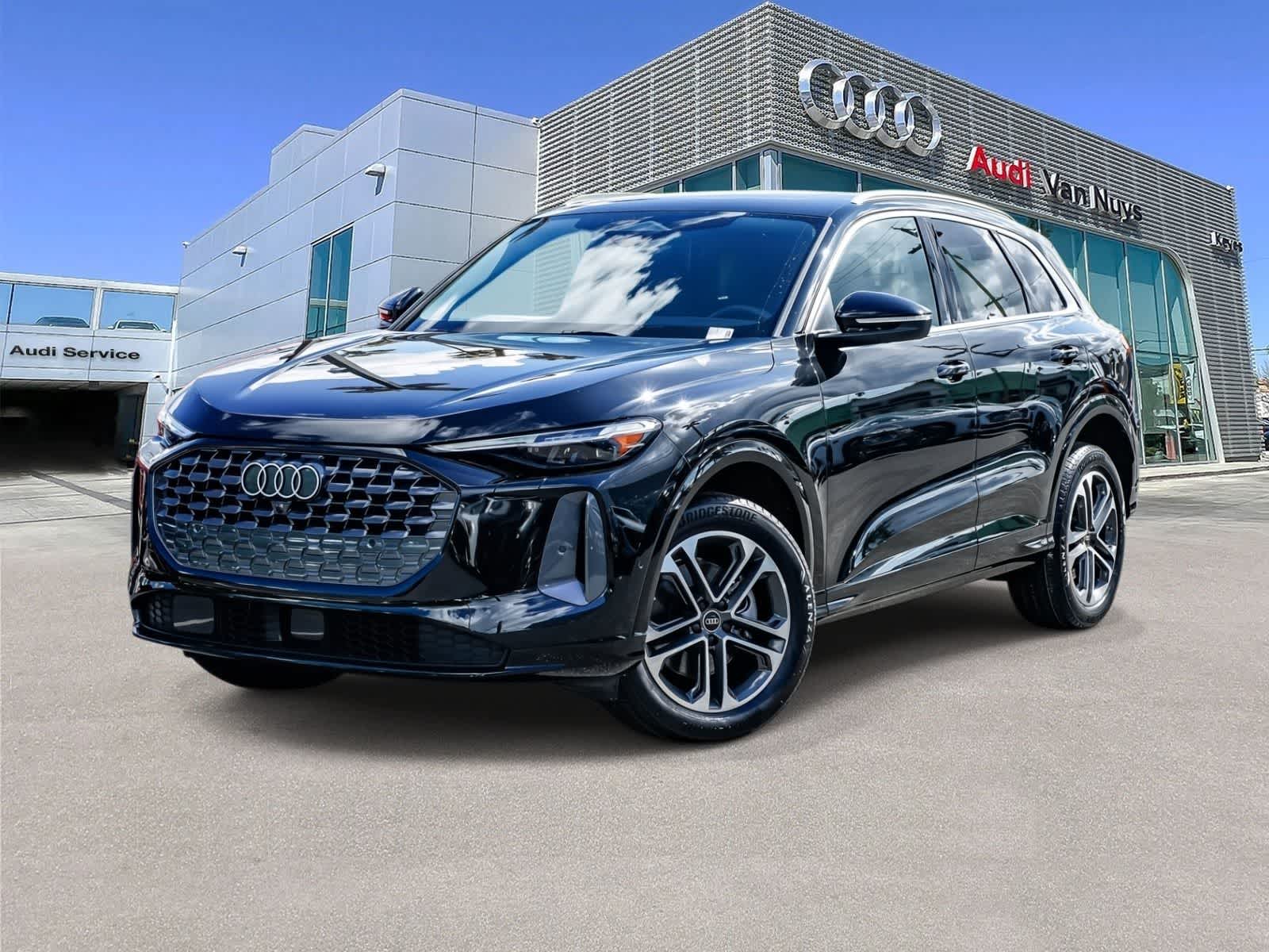 Thumbnail: 2025 Audi Q5 - 1