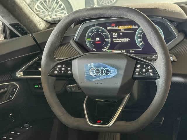 Thumbnail: 2025 Audi e-tron GT - 15