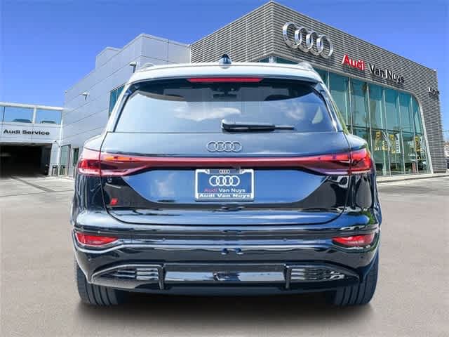 Thumbnail: 2025 Audi SQ6 e-tron - 3